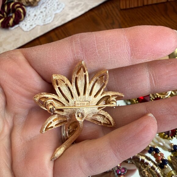 Gobs of Vintage jewelry with Beveled Mirror Vanity/Dresser Tray - Picture 8 of 17